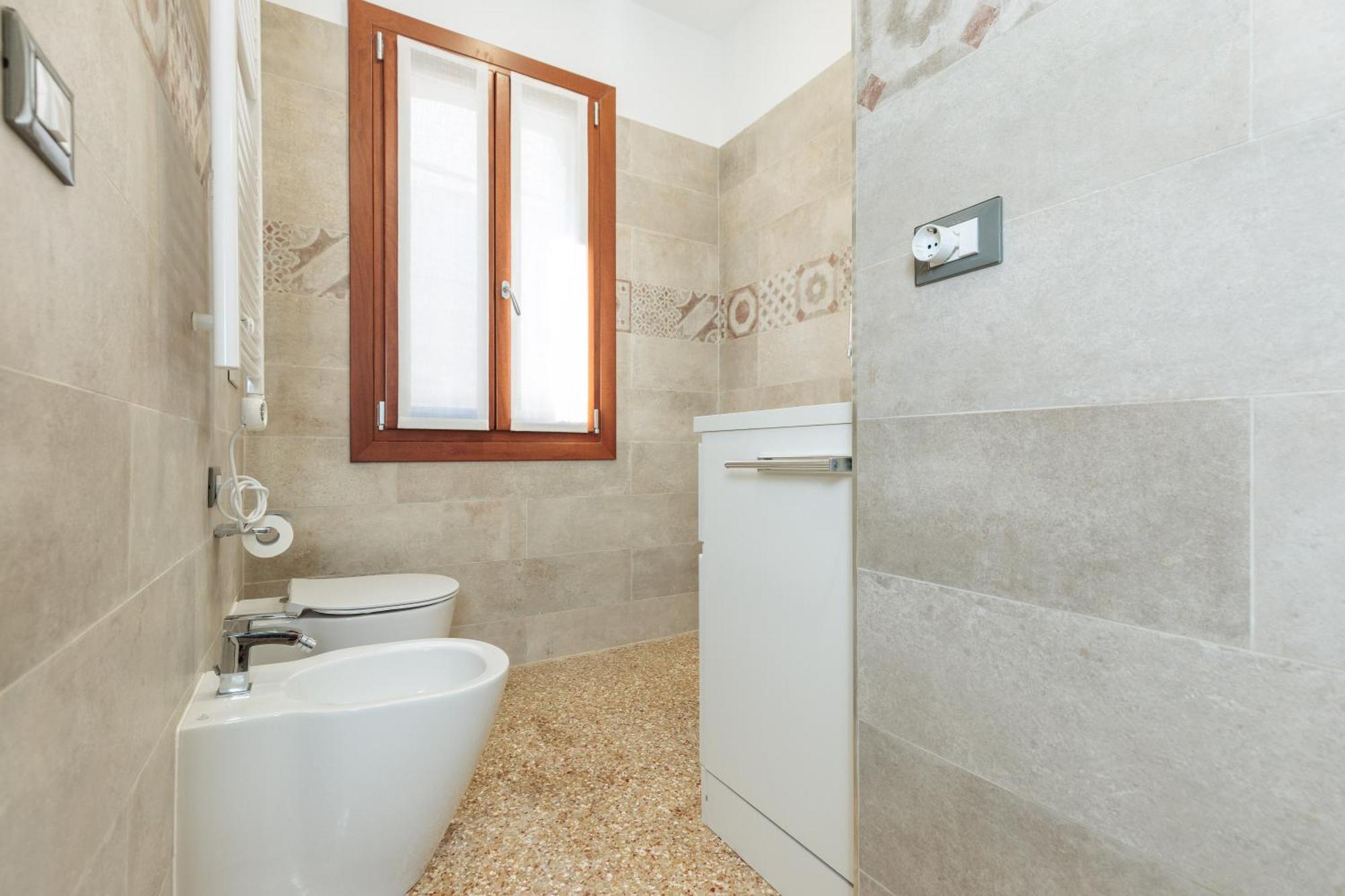 Accogliente Monolocale Veneziano2 Aria Condizionata, Vicino A Campus E Stazione Apartment Bagian luar foto