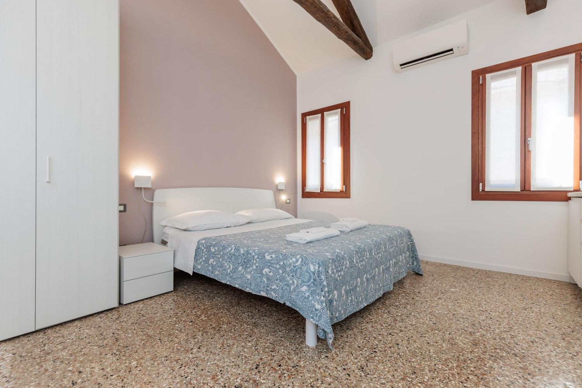 Accogliente Monolocale Veneziano2 Aria Condizionata, Vicino A Campus E Stazione Apartment Bagian luar foto