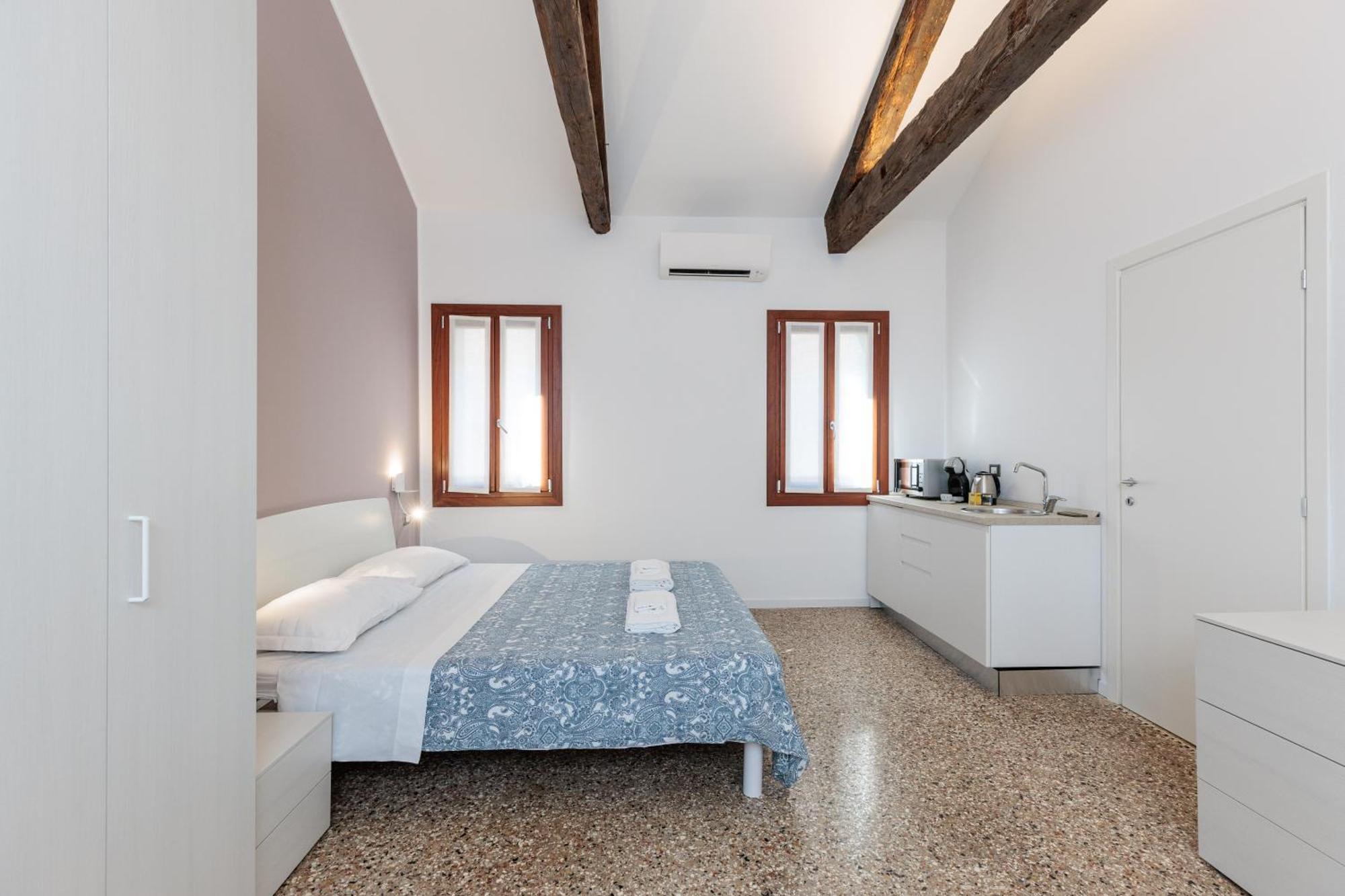Accogliente Monolocale Veneziano2 Aria Condizionata, Vicino A Campus E Stazione Apartment Bagian luar foto